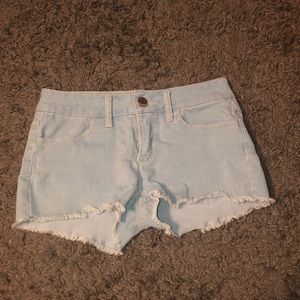 No boundaries jean shorts